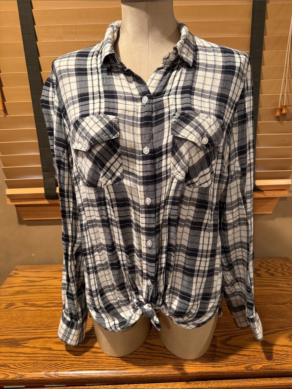 Jessica Simpson White and black Plaid Button-Down Shirt